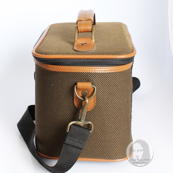 Etienne Aigner Train Case Heritage Travel Bag Cosmetics Case with Strap Vintage - Picture 6 of 10